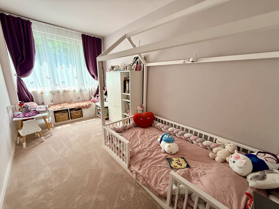 Apartament de vânzare, 3 camere, Cornișa, str. Victor Babeș