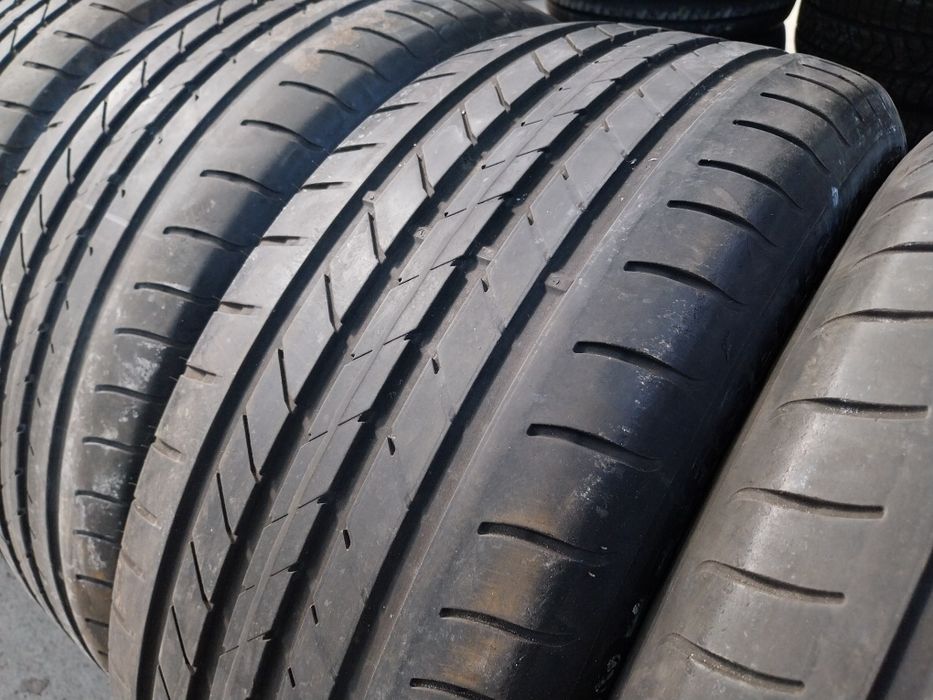 Anvelope second vară  235 45 R19 Goodyear RSC*RFT