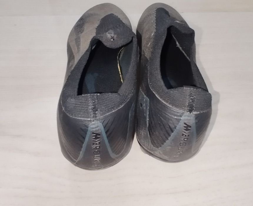 Nike mercurial в черном расцветке