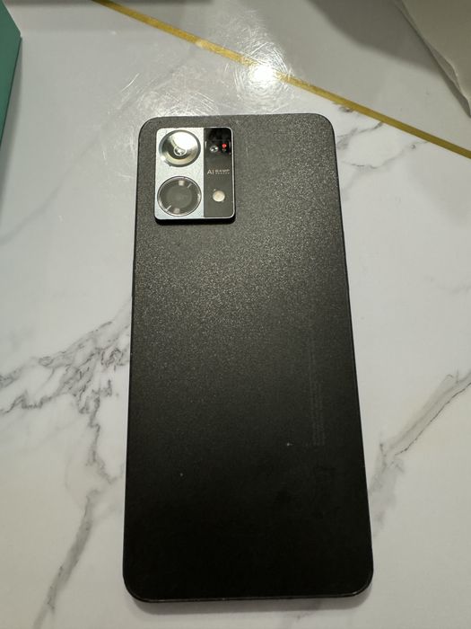 Продам телефон бу