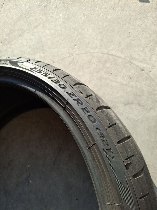 2 Anvelope de vară 255 30 r20 Pirelli