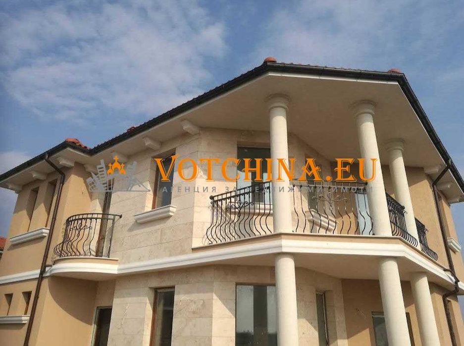 Продава се Къща в Поморие - 190 кв.м за 1264 €/кв.м - Снимка #1