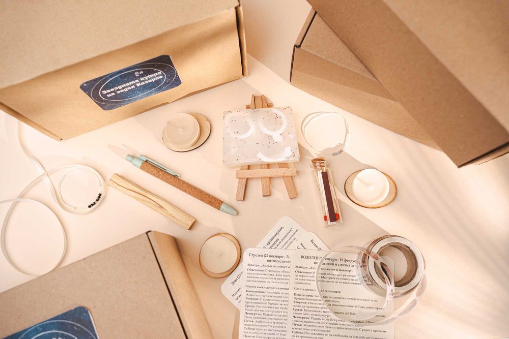 Премиум подаръчна кутия според зодията с гривна с 14К злато