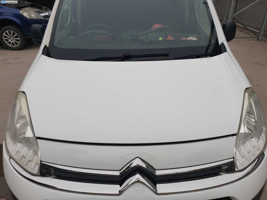 Grila Superioara cu Emblema de pe Bara Fata Citroen Berlingo 2 FL Facelift 2012 - 2015 Culoare EWP [K7838]