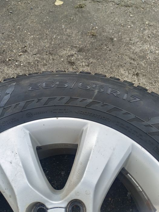 Продам резину 265/65/17