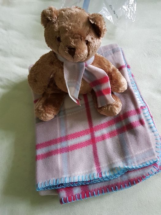 Детско одяло + плюшено мече