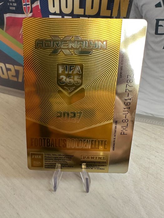 Футболни картички Panini 365