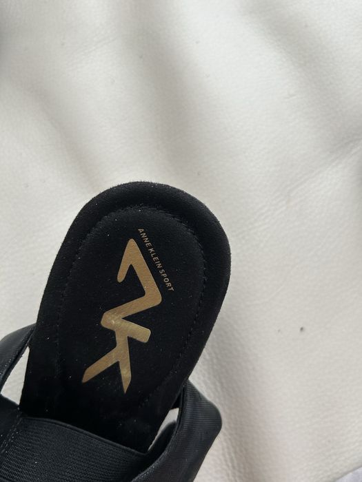 Sandale Anne Klein Sport masura 40, noi fara eticheta.