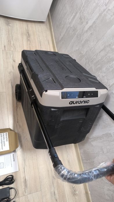 Хладилна чанта  

с компресор 12V и 230 волта замразяване и охлаждане - 40L - сив

с компресор 12V и 230 волта замразяване и охлаждане - 40L - сив