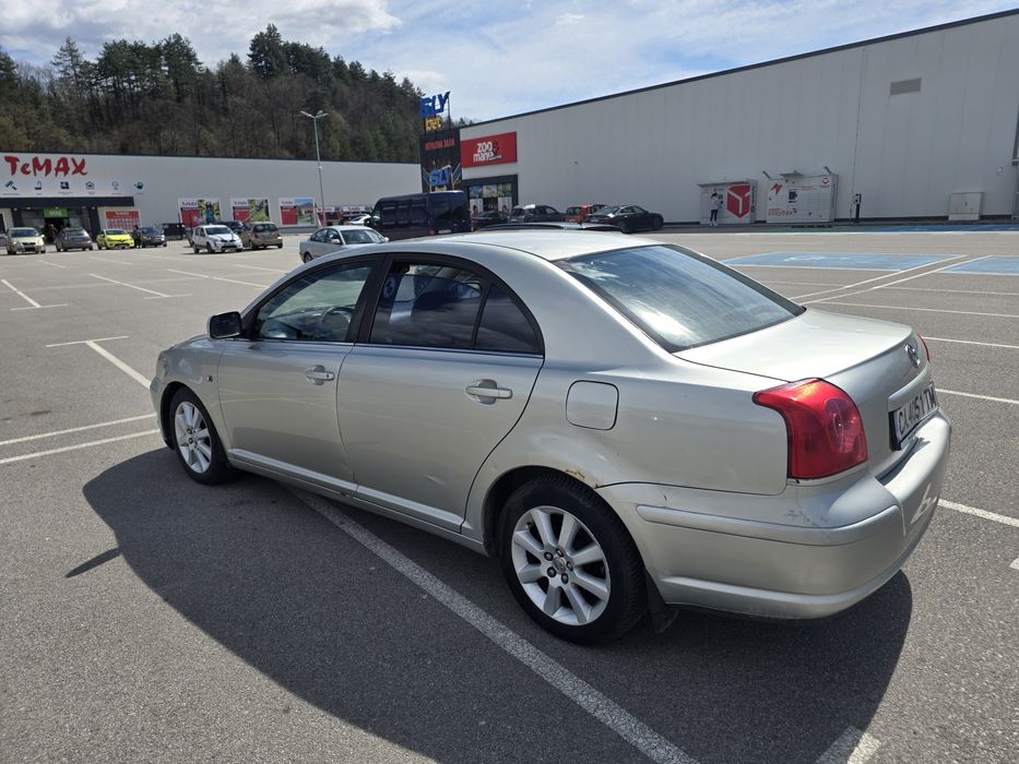 Toyota avensis 1.8 gaz
