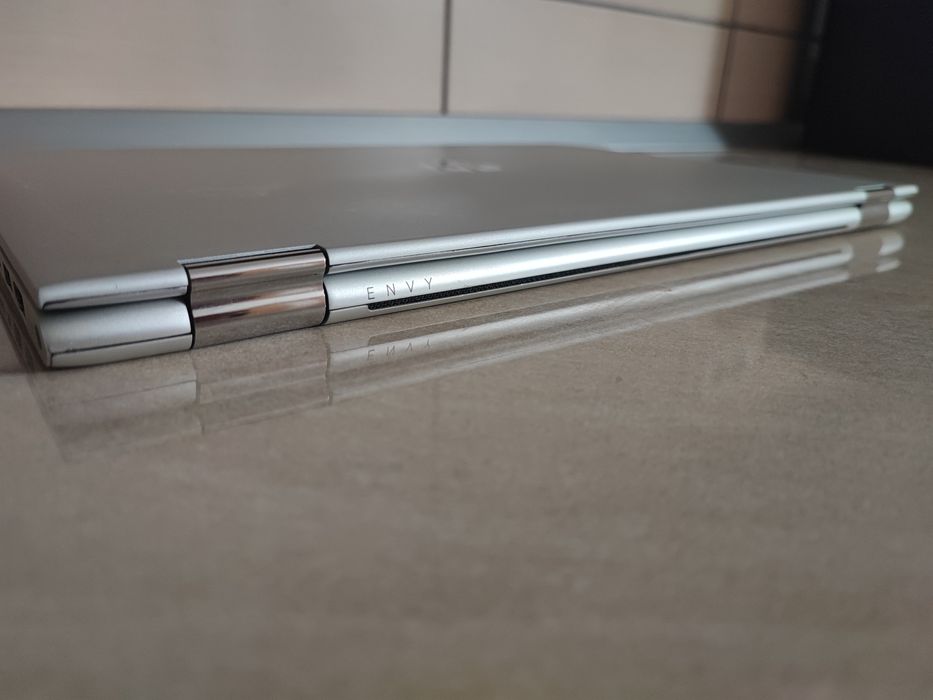 Laptop HP I5 ENVY x360 touch SSD 128 HDD 1TB 8 GB RAM Windows 11 PRO ofer factura si garantie