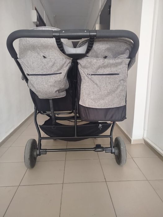 Продам коляску для двойни