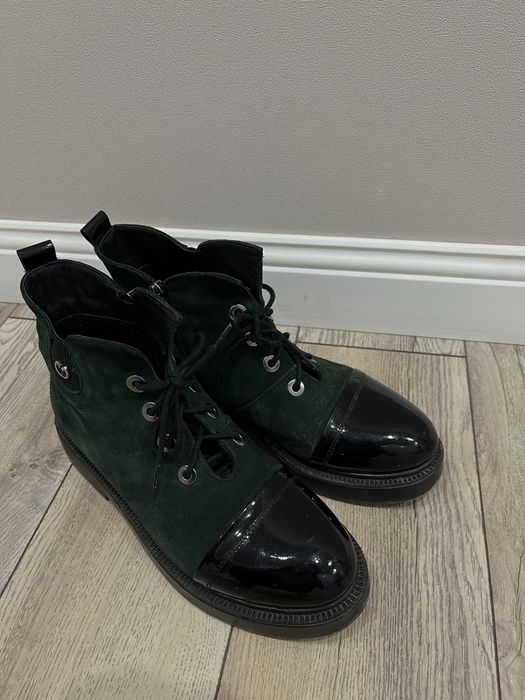 Продам ботинки осень весна