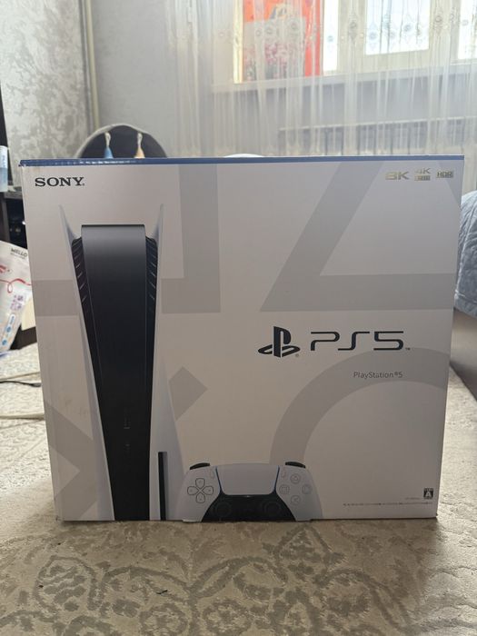 Playstation 5 почти новая