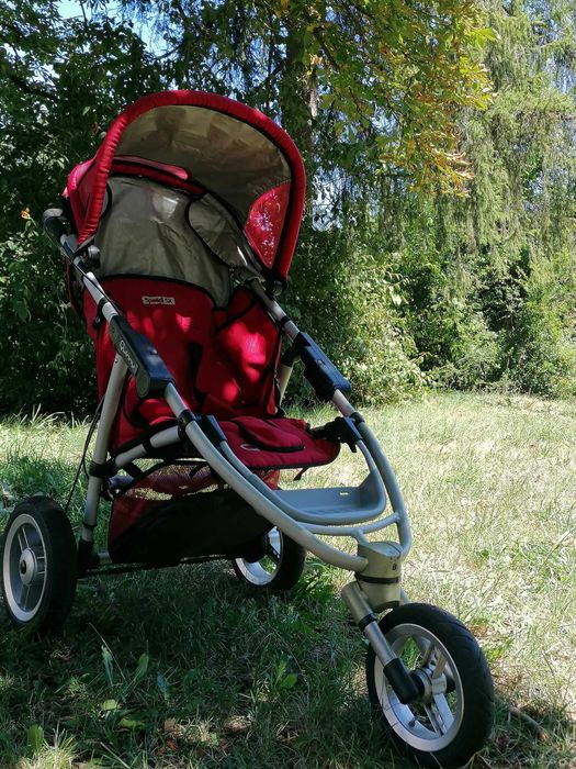 Бебешка количка Quinny