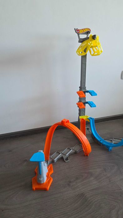 Hot wheels писта Лупинг