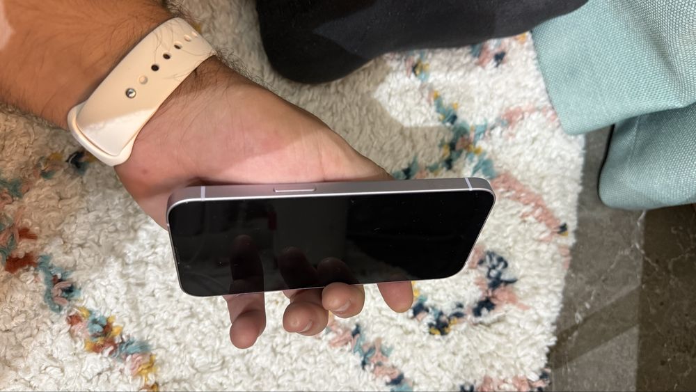 Apple iPhone 14