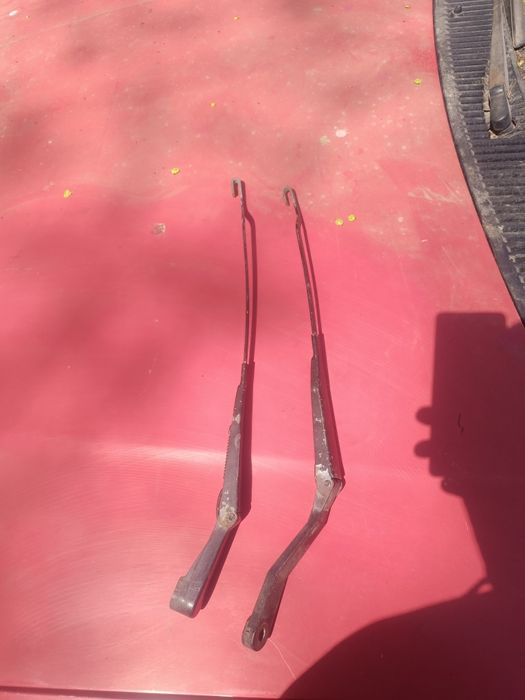 Щеткодержатели nissan primera p10