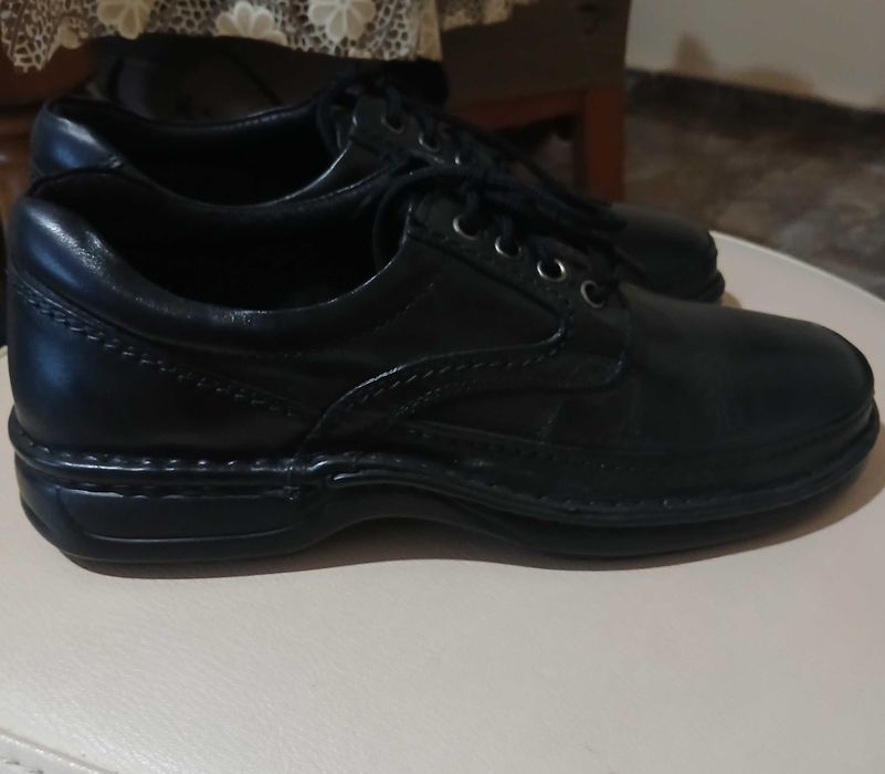Papuci piele bărbati