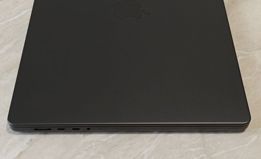 MacBook Pro 16 M3PRO 18/512 99%