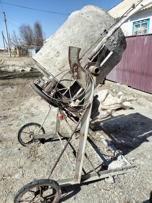 Бетонамешалка на ременнои передаче