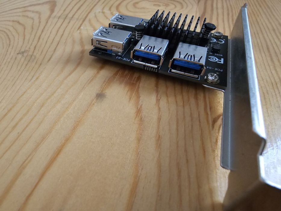 PCI-E 1X към PCI-E 16X Riser карта