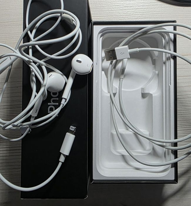 Продам iPhone 11 Pro 256GB