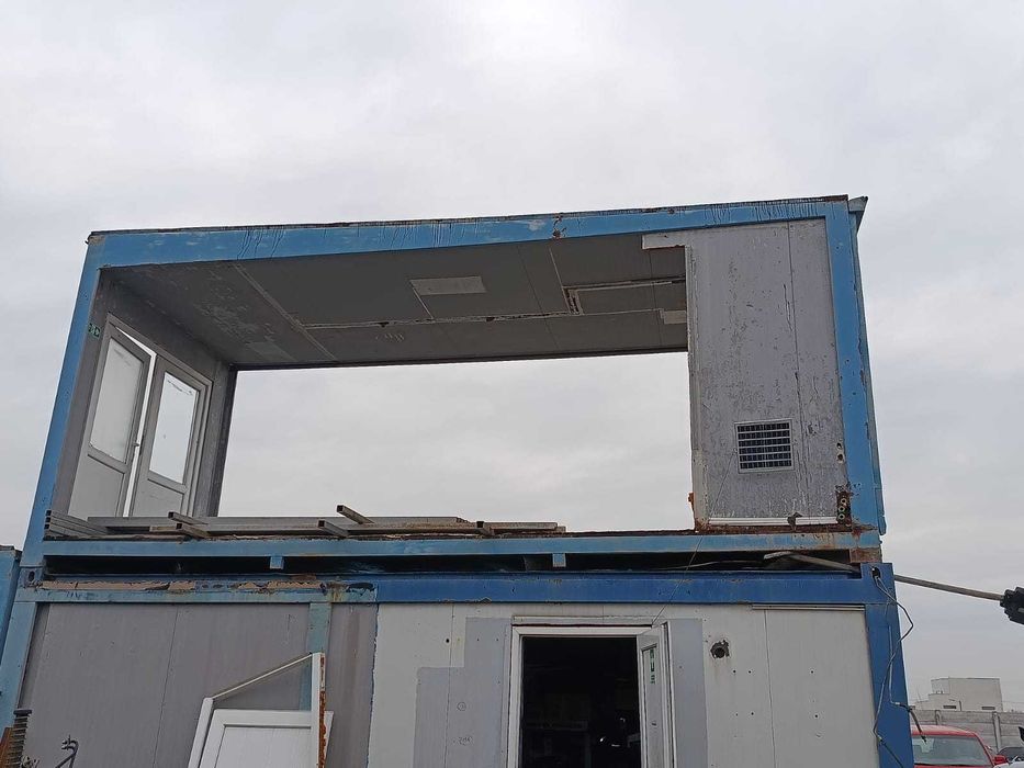 container locuit 6m 1300 euro