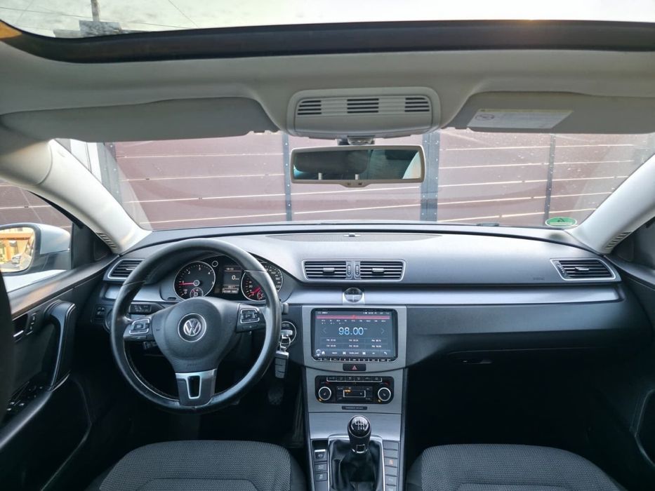 Volkswagen Passat B7 2.0 TDI Navy Panoramic Recent adus