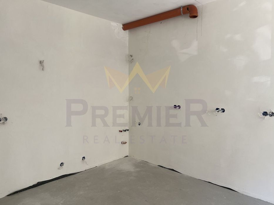 Продава се Едностаен апартамент в Варна, Бриз - 48 кв.м за 3090 €/кв.м - Снимка #6