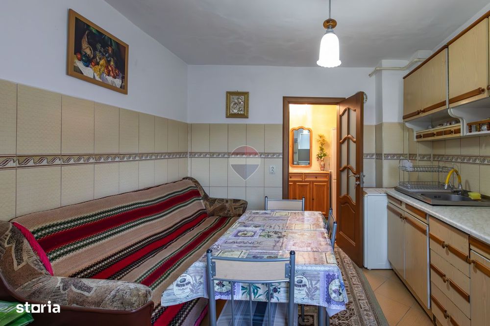Apartament cu 2 camere decomandate strada Progresului zona Zimbru