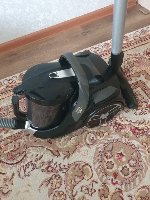 Продам пылесос, в отличном состоянии