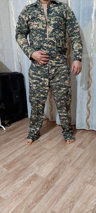 Школьный воденной форма