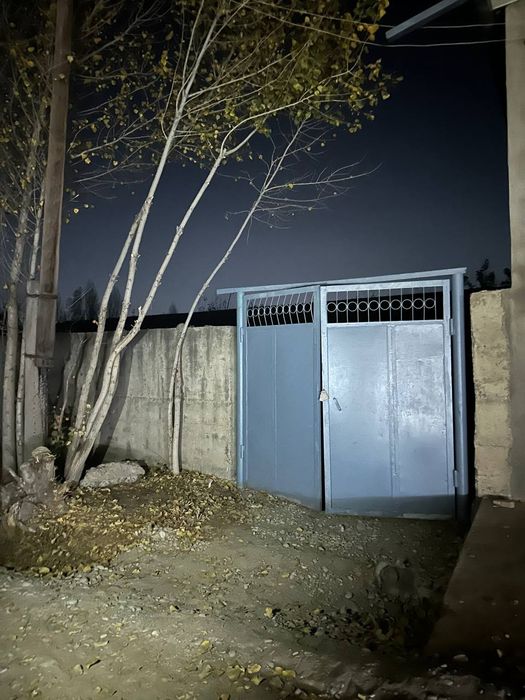 Kitob sufi qishlog'i 8 sotok 7 xona