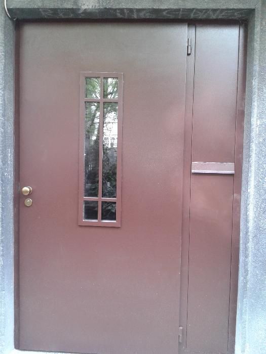 Метални и блиндирани врати