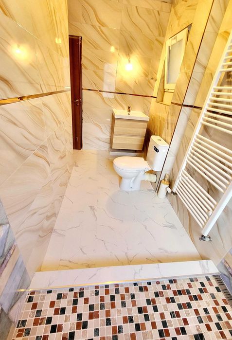 Майстор в полагането на плочки. Бани, стълбища, тераси.