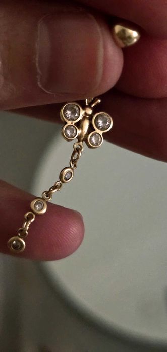Piercing buric ,din aur-fluture