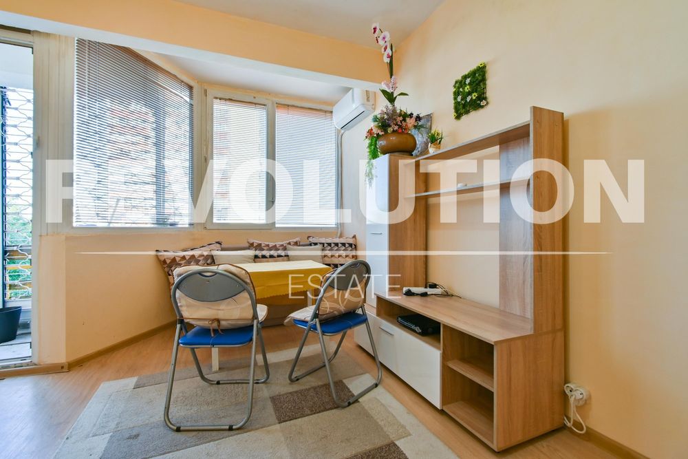 Дава се под наем Едностаен апартамент в София, Люлин 5 - 30 кв.м за 306 € - Снимка #3