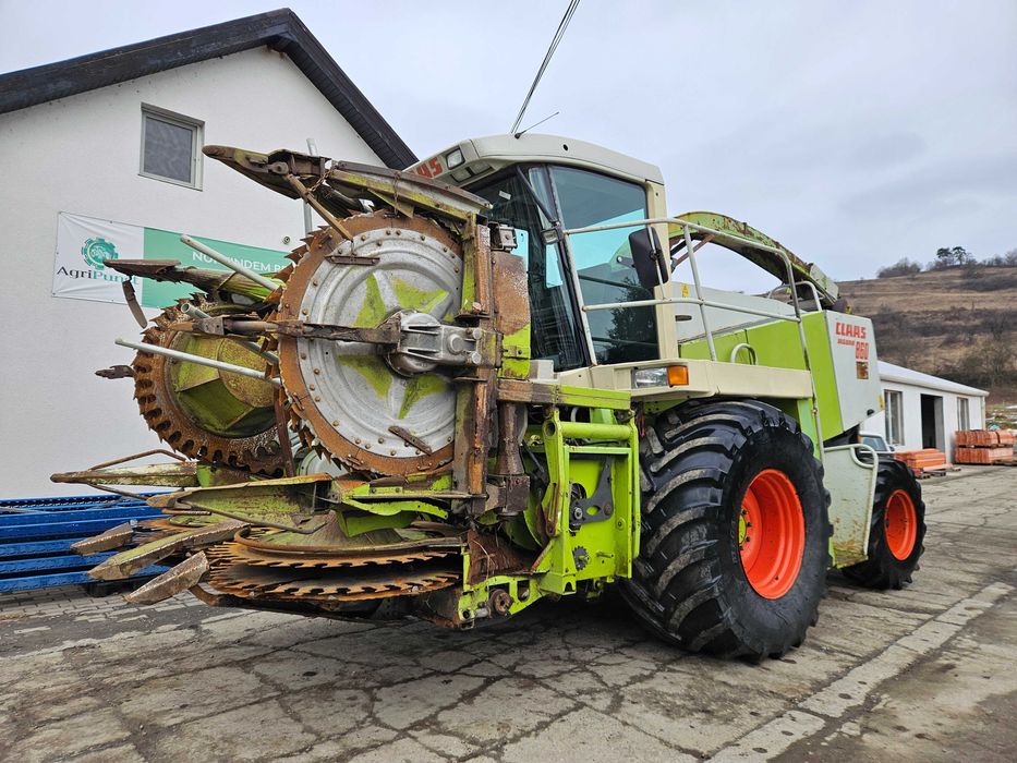 De vanzare combina siloz Claas Jaguar 860+Claas RU600