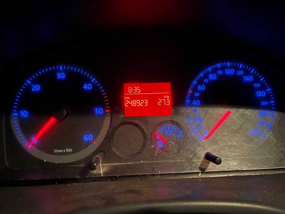 Продавасе Wolksvagen cady 1.9 dizeloblast varna