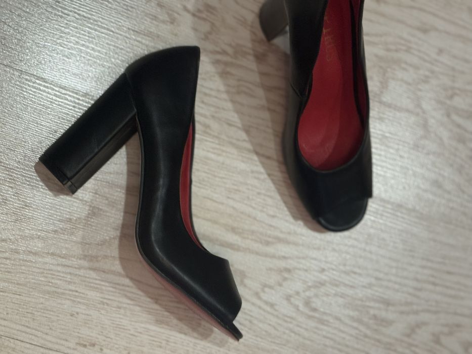 Продам туфли. Кожа. Новая