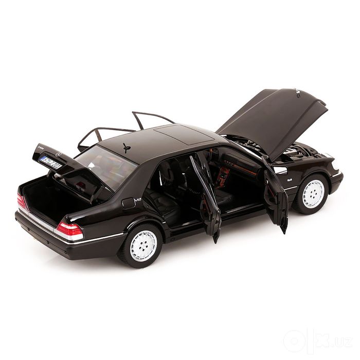 Mersedes benz 140 1:18 norev