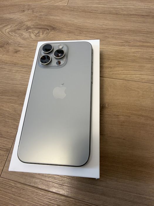 iPhone 15 Pro Max 256 GB Natural Titanium