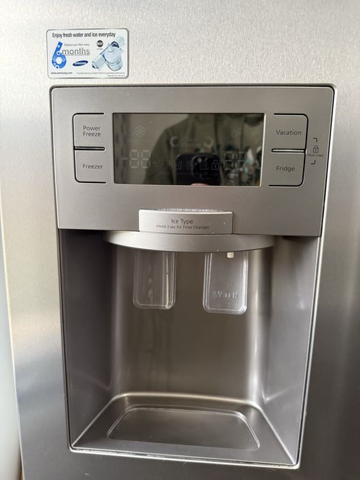 Хладилник Samsung Side-by-Side RSH5UTRS – отлично работещ