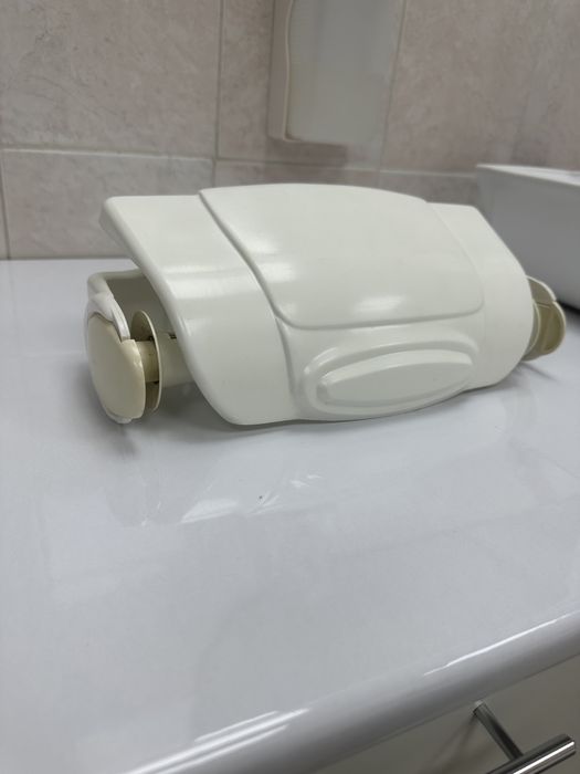 Продам держатель для бумажных полотенец
