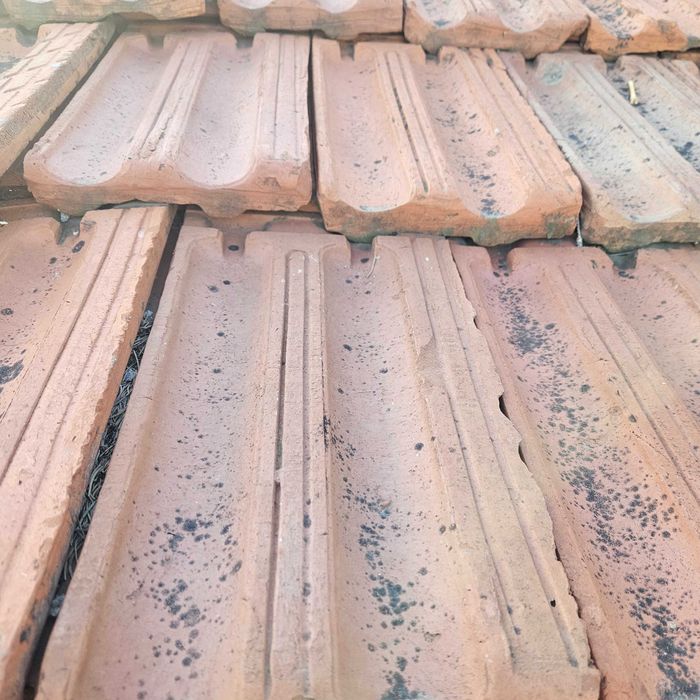 Керемиди здрави 2000 бр.