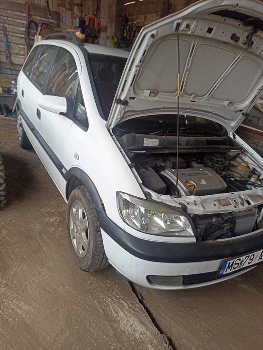 Opel zafira 2001