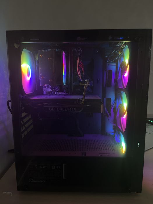 Комп сатам. Продаю компиютер с монитором. RTX 2060 SUPER