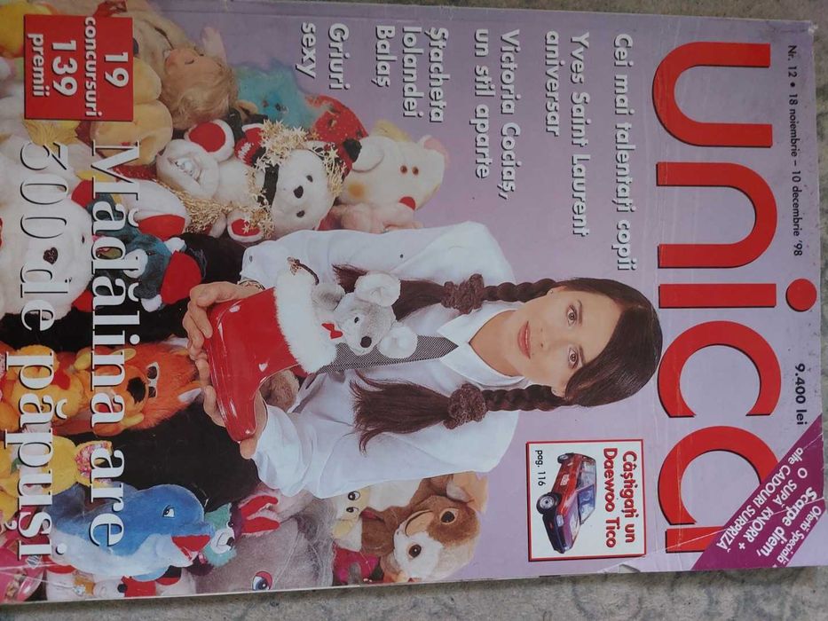 Revista Unica editie speciala cu Madalina Manole si colectia de papusi