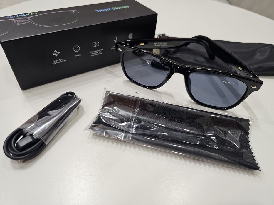 Ochelari smart cu difuzoare si microfon